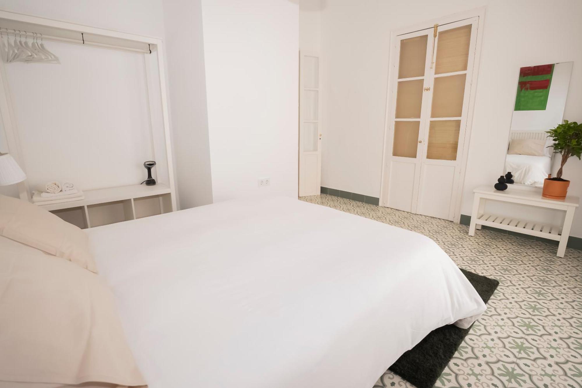 California Apartament Dos De Mayo إشبيلية المظهر الخارجي الصورة